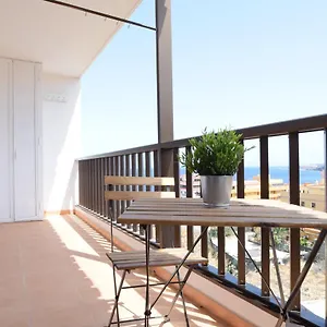 - Rest / Sea View Apartment